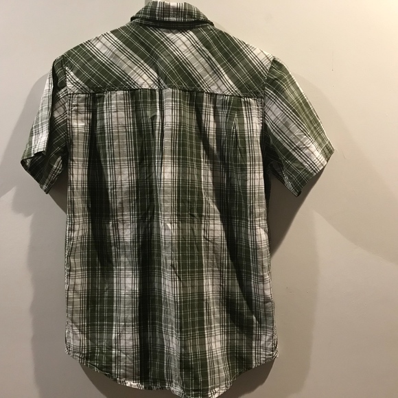 Plaid short sleeve button down - Picture 4 of 4